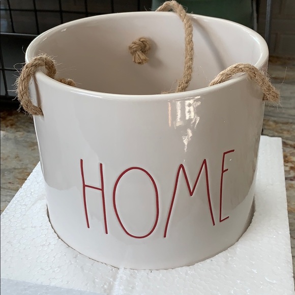 🪴ONE LEFT! RAE DUNN HANGING PLANTER - Picture 2 of 4